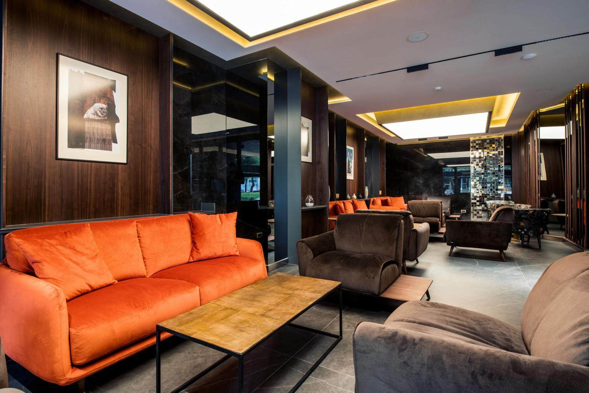 Seraphine Plaza 佩奇 外观 照片
