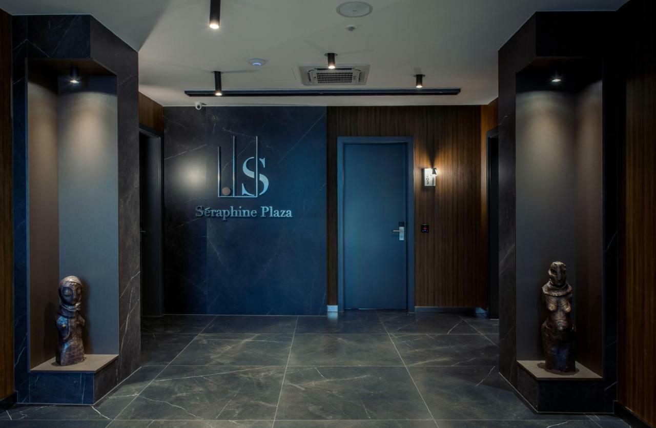 Seraphine Plaza 佩奇 外观 照片